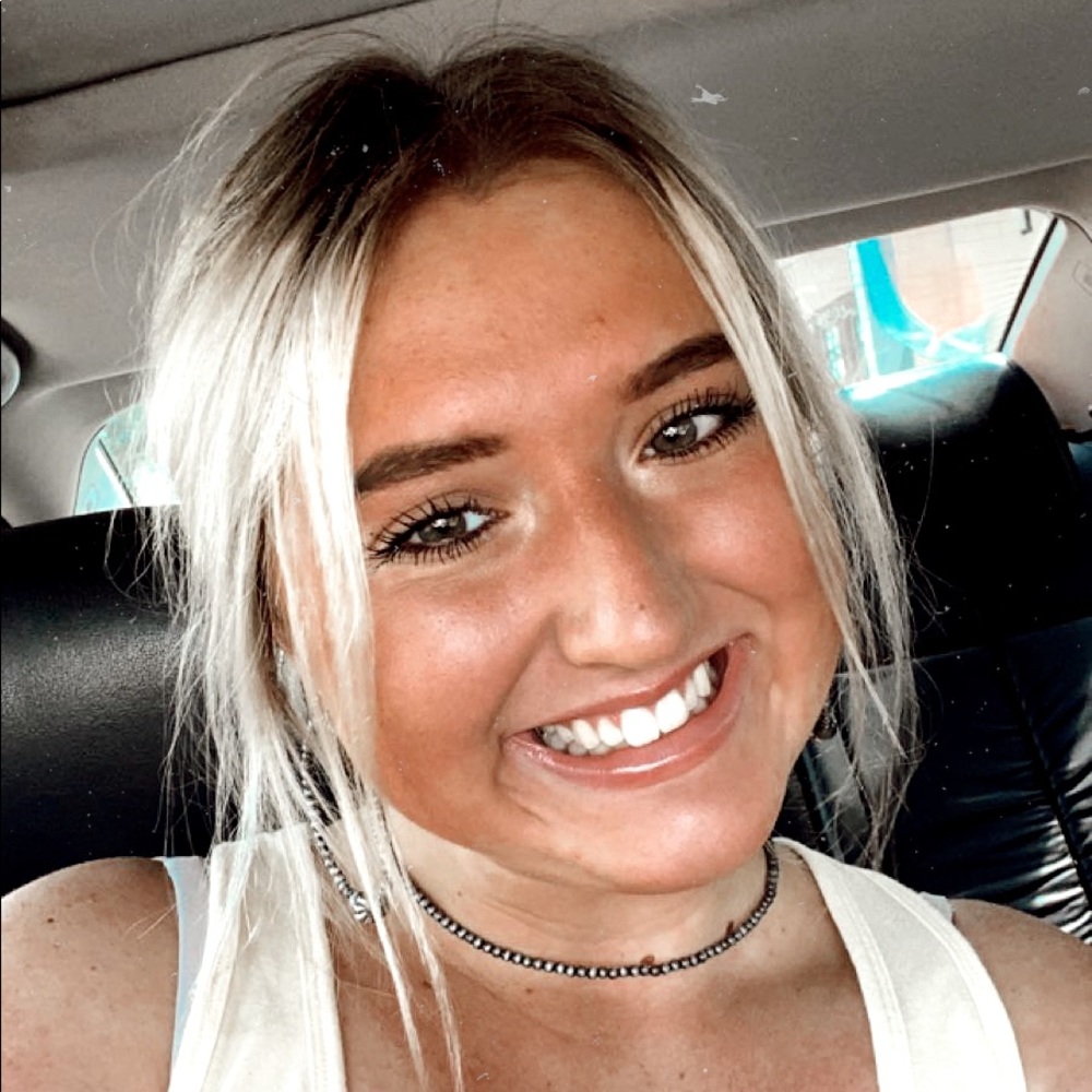 Meet your Posher, Emma
